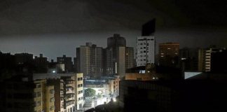 Foto: Ecuador programa apagón de ocho horas