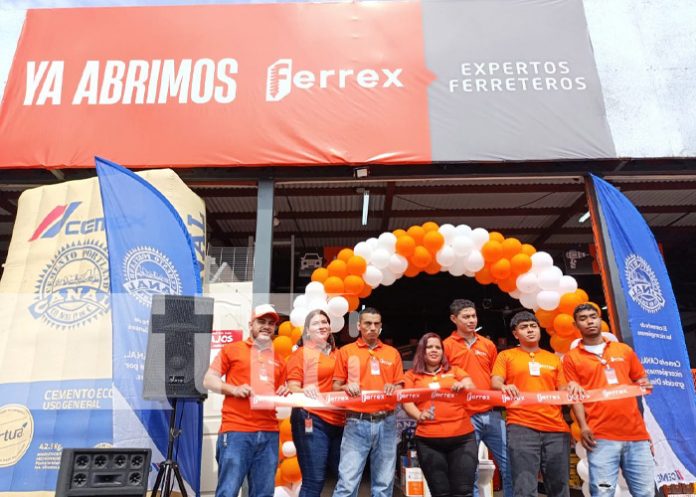 Foto: Nueva sucursal de Ferrex en sector del Mercado El Mayoreo / TN8 Foto: Nueva sucursal de Ferrex en sector del Mercado El Mayoreo / TN8