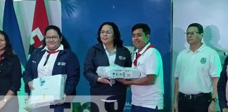 Foto: Equipos tecnológicos para mejorar el aprendizaje en la Universidad Nacional Agraria / TN8
