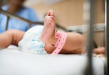 Demandan hospital de EE.UU. por romper el cuello de una bebé recién nacida Foto: Demandan a hospital por romper el cuello de bebé recién nacida /Cortesía