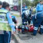 ¡Hasta el sereguete! Motorizado cae de su moto y se duerme tras el impacto Foto: accidente en la zona de El Quetzal, Managua/TN8