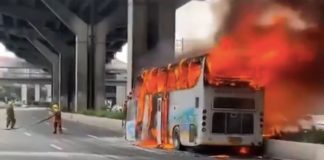 Foto: Accidente fatal en Tailandia: Autobús escolar se estrella y se incendia