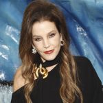 Oscuro secreto: Lisa Presley fue abusada cuando tenía 10 años por el ex de su madre Foto: Lisa Marie Presley habría sido abusada cuando tenía 10 años /Cortesía
