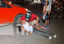 Joven lesionado al impactar en un costado de un vehículo en Juigalpa, Chontales Foto: Joven lesionado al impactar en un costado de un vehículo en Juigalpa, Chontales/TN8