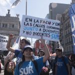 Milei elimina el cobro en universidades públicas tras crecientes protestas Foto: Milei enfrenta la protesta estudiantil /cortesía