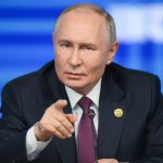 Putin desafía a un periodista de la BBC: «¿Es justo que nos mientan a la cara?» Foto: Putin ante el mundo /cortesía