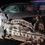 Impactante accidente en carretera Juigalpa-Managua deja cuantiosos daños materiales Foto: Fuerte accidente entre un camioncito y un carro en la carretera Juigalpa-Managua afortunadamente ambos conductores están vivos de milagro /TN8