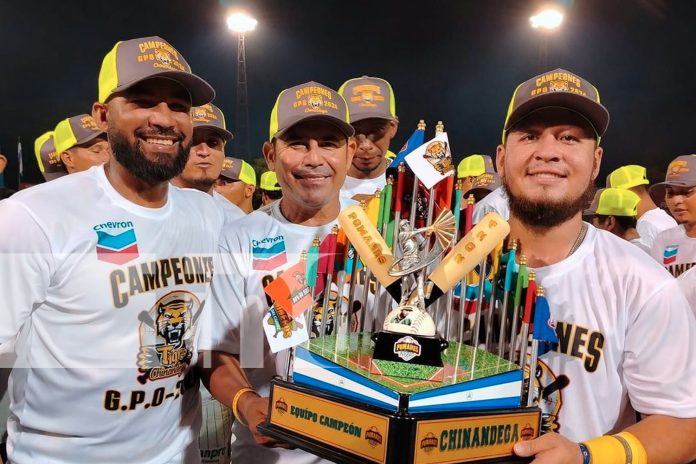 Foto: Los Tigres de Chinandega lo lograron campeones del Germán Pomares 2024 tras una épica final en extra innings/TN8 Foto: Los Tigres de Chinandega lo lograron campeones del Germán Pomares 2024 tras una épica final en extra innings/TN8