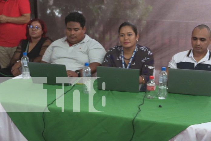 Foto: Más de 100 jóvenes talentosos de los diferentes departamentos, quienes se inscribieron en Hackathon el evento más importante del país/ TN8 Foto: Más de 100 jóvenes talentosos de los diferentes departamentos, quienes se inscribieron en Hackathon el evento más importante del país/ TN8