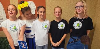 Foto: la Misión de Nicaragua en Rusia participó en el Festival de Artesanías del Colegio Rosalía de Castro en Moscú/ Cortesía