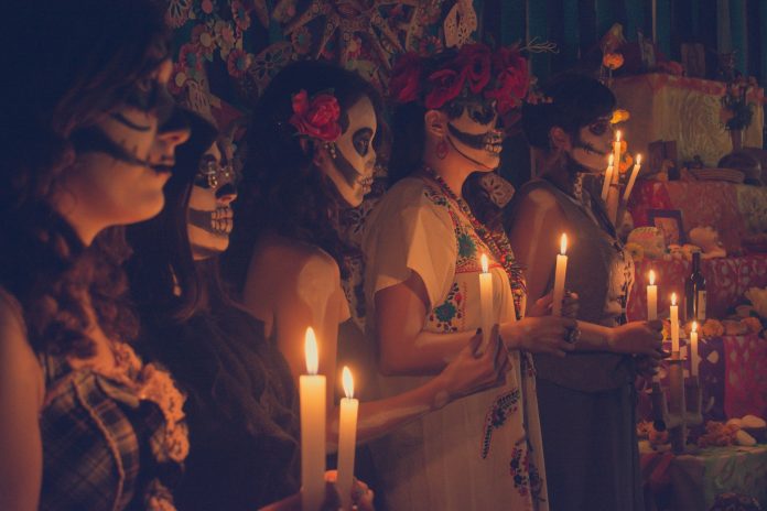Foto: El Día de Muertos: Celebración de la vida y la muerte en MéxicoFoto: El Día de Muertos: Celebración de la vida y la muerte en México Foto: El Día de Muertos: Celebración de la vida y la muerte en México
