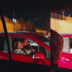 ¡No lo podía creer!: Juanes sorprende a fan en pleno tráfico Foto: Sorpresa de Juanes /cortesía