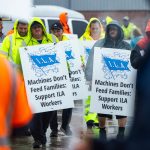 Estibadores de Estados Unidos paralizan puertos en demanda de salarios justos Foto: Huelga en Estados Unidos /cortesía