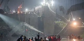 Foto: Varios muertos tras el colapso de un puente en Indonesia /Cortesía