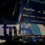 Acoyapa vive una noche trágica: fallece hombre en accidente entre camión y autobús Foto: Tragedia en la carretera de Acoyapa a San Carlos accidente entre camión y un autobús deja una víctima fallecida 7TN8
