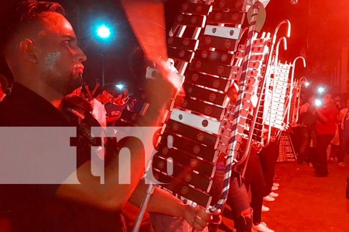 Foto:Nandaime celebra 144 años como ciudad Serenatas comida típica recitales y el mayor festival de folclore llenaron sus calles/YN8 Foto:Nandaime celebra 144 años como ciudad Serenatas comida típica recitales y el mayor festival de folclore llenaron sus calles/YN8