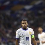 Mbappé recibe el respaldo de sus compañeros en Francia Kylian Mbappé respaldado por sus compañeros