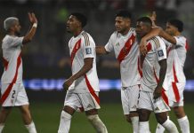 Perú sale del sótano de Conmebol al vencer a Uruguay Perú vence a Uruguay en eliminatorias mundialistas