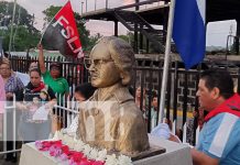 Develan busto del Comandante Pedro Aráuz Palacios en Diriomo Foto: Develan busto del Comandante Pedro Aráuz Palacios en Diriomo / TN8