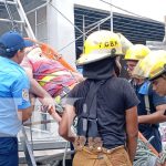 Trabajador sufre múltiples fracturas al caer de un edificio en Managua Foto: Accidente de un trabajador que cayó de un edificio en Managua / TN8