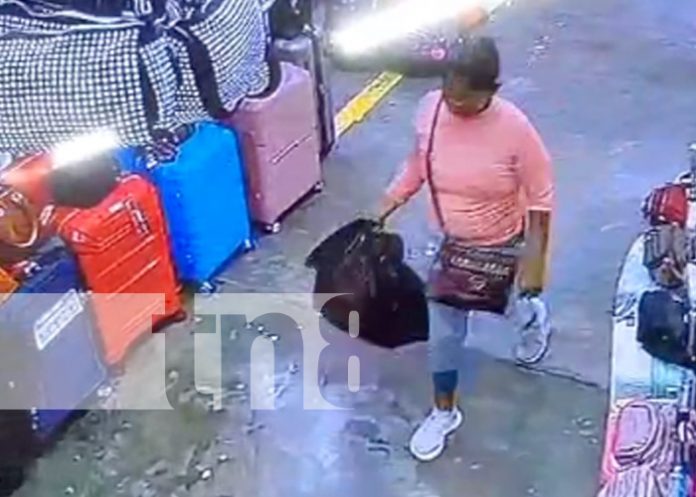 Foto: Gancheras en el Mercado Roberto Huembes / TN8 Foto: Gancheras en el Mercado Roberto Huembes / TN8