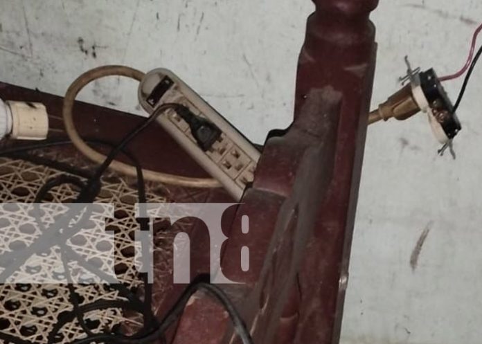 Foto: Muerte de un anciano en Chinandega al morder el cable de un abanico / TN8 Foto: Muerte de un anciano en Chinandega al morder el cable de un abanico / TN8