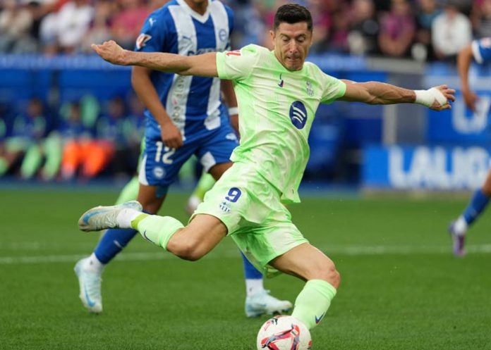 lewandowski Lewandowski marca los 3 goles del Barcelona