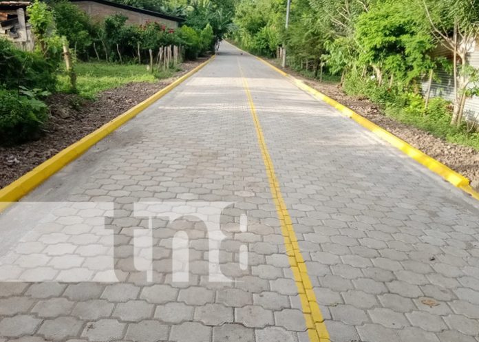 Foto: Calles nítidas y reparadas en el barrio La Puebla, en Rivas / TN8 Foto: Calles nítidas y reparadas en el barrio La Puebla, en Rivas / TN8