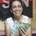 Trabajadores de la salud celebran pago adelantado del mes de octubre Foto: Trabajadores de la salud en Nicaragua reciben su salario de octubre / TN8