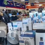 «Etiqueta Negra» en Almacenes Tropigas, que siempre te da más Foto: Almacenes Tropigas con la promoción de Etiqueta Negra, para estos días de octubre / TN8