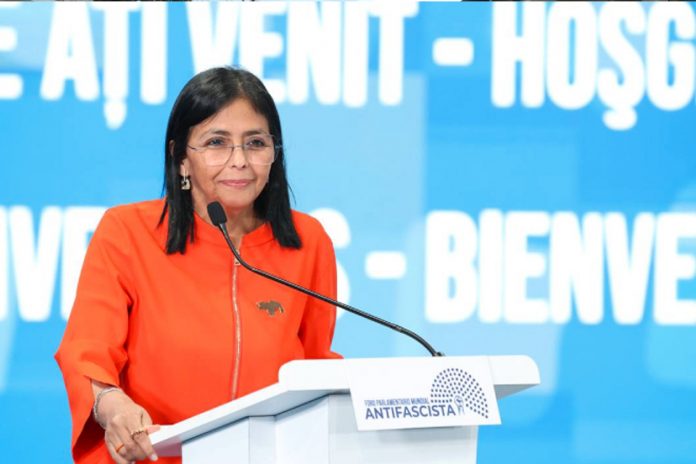 1 Foto: Discurso de la Vicepresidenta de Venezuela, Delcy Rodríguez en el Foro Mundial Antifascista / Cortesía