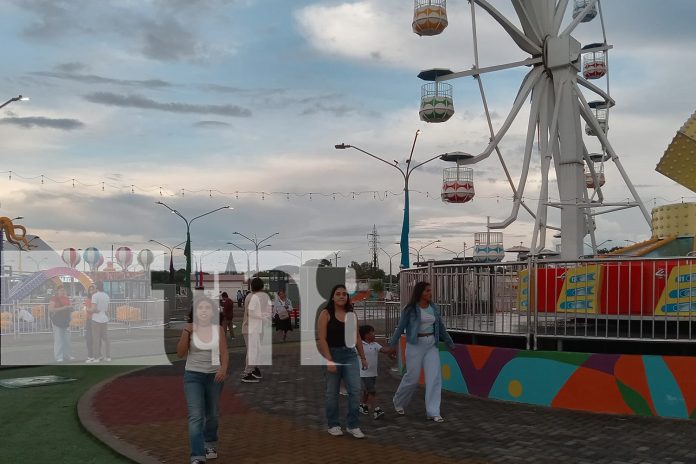 1 Foto: Familias visitan Puerto Salvador Allende el principal destino turístico en Managua/TN8