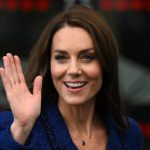 Kate Middleton reaparece sonriente en Londres tras superar el cáncer Foto: Kate Middleton reaparece sonriente en Londres tras superar el cáncer