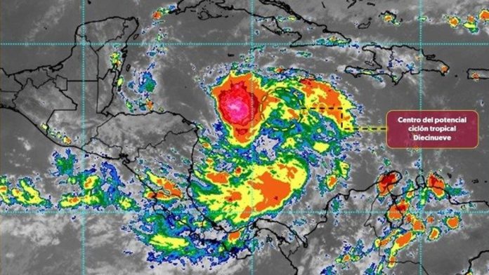 Foto: Ciclón tropical se forma en el Caribe emitiendo alertas por lluvias Foto: Ciclón tropical se forma en el Caribe emitiendo alertas por lluvias