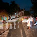 Camión arrasa con tres postes dejando a oscuras un barrio de Bilwi Foto: Bilwi quedó a oscuras luego de que un camión derribara tres postes eléctricos /Tn8