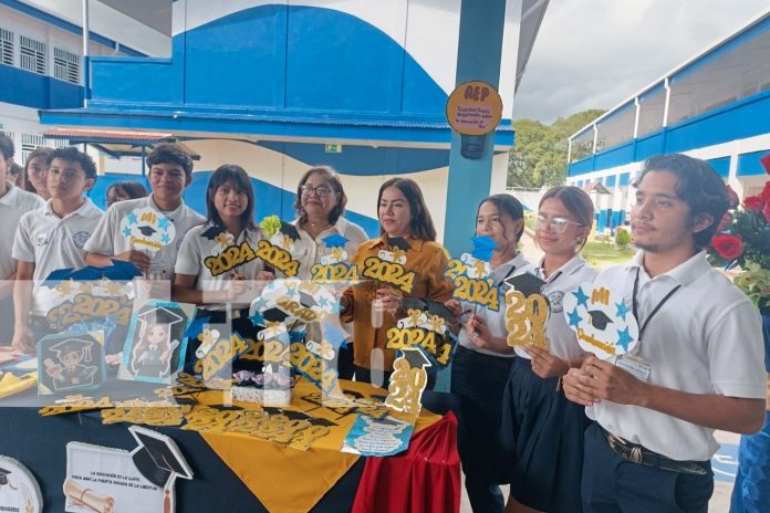 1 Foto: Estudiantes del Colegio Luxemburgo presentan ideas innovadoras / TN8