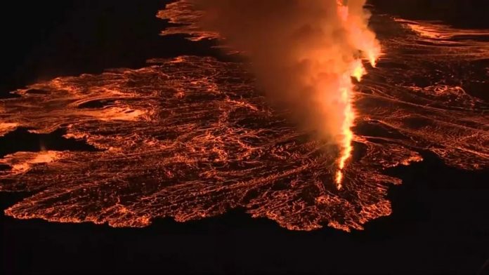 Foto: Islandia: Volcán entra en erupción por séptima vez en el año Foto: Islandia: Volcán entra en erupción por séptima vez en el año