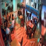 Sicario ejecuta brutal asesinato en un club nocturno de Colombia Foto: Terror en Colombia /cortesía