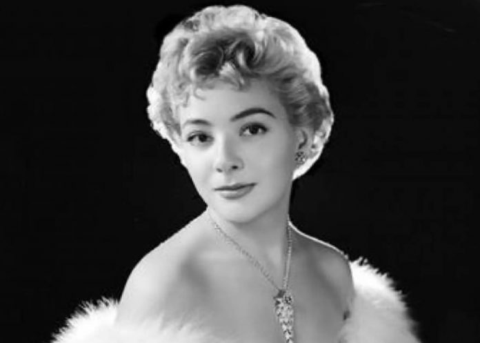 Foto. Cortesía En el Palacio de Bellas Artes de la Ciudad de México homenaje a Silvia pinal. Foto. Cortesía En el Palacio de Bellas Artes de la Ciudad de México homenaje a Silvia pinal.