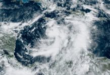 Tormenta Rafael en Cuba amenaza con convertirse en huracán Foto: Tormenta Rafael se intensifica en Cuba /cortesía