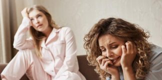 Madre demanda a su hija, pide que se vaya de su casa
