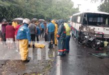 Motociclista fallece tras choque frontal con microbús en carretera a Carazo Foto: Accidente de tránsito en Carazo/TN8