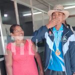 Diran Hernández regresa triunfante: 4 medallas de Oro en los CODICADER Panamá 2024 Foto: Bilwi recibe con alegría a Diran Hernández, campeón del atletismo inclusivo en Panamá. ¡Un orgullo que trasciende fronteras! / TN8