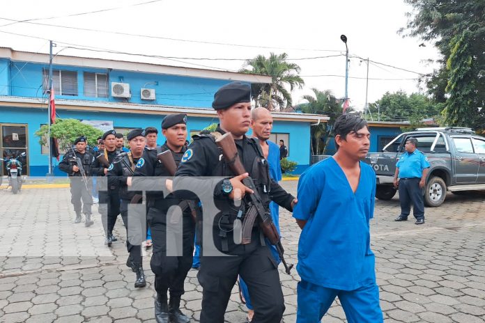 Foto: Detenidos por abuso sexual: Pedro Montiel en Chinandega y Ronaldo Rodríguez en Posoltega. Policía Nacional actúa. /TN8 Foto: Detenidos por abuso sexual: Pedro Montiel en Chinandega y Ronaldo Rodríguez en Posoltega. Policía Nacional actúa. /TN8
