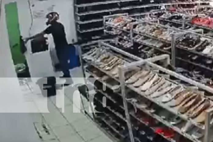 Foto: Del zapato al minisúper: ladrón descontrolado tiene en alerta a Managua/TN8 Foto: Del zapato al minisúper: ladrón descontrolado tiene en alerta a Managua/TN8