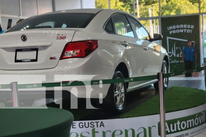 3 Foto: Plaza Natura celebra la fidelidad de sus clientes con la rifa de un sedán 2024/TN8