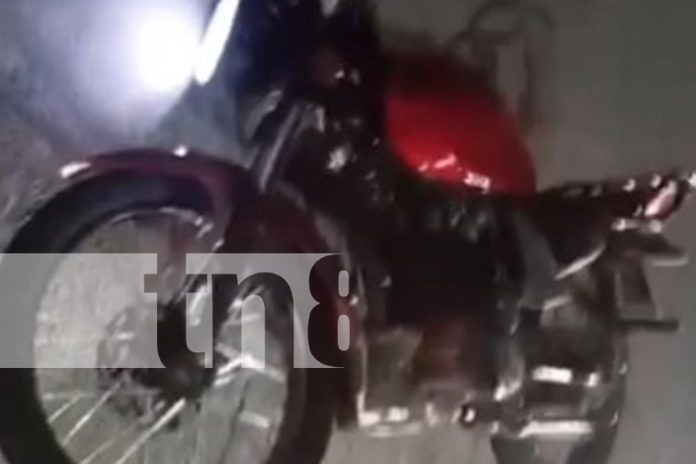 Foto: Dos motociclistas en estado crítico tras un accidente en Managua. El exceso de velocidad y las carreras ilegales vuelven a cobrar factura/TN8 Foto: Dos motociclistas en estado crítico tras un accidente en Managua. El exceso de velocidad y las carreras ilegales vuelven a cobrar factura/TN8