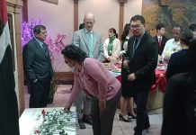 Embajada de Nicaragua en Corea organiza acto en honor al líder histórico del FSLN Foto:En un acto cargado de emoción y reverencia, la capital de la República Popular Democrática de Corea fue escenario del homenaje al Comandante Carlos Fonseca,