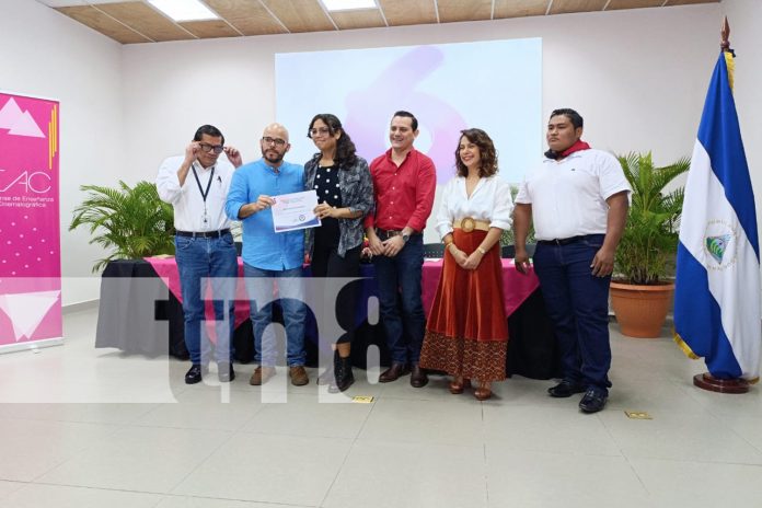 Foto: Exitosas pasantías en medios del Poder Ciudadano /TN8 Foto: Exitosas pasantías en medios del Poder Ciudadano /TN8