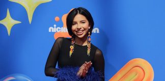 Foto: Asistentes a los Kids Choice Awards gritan “Cazzu” a Ángela Aguilar /Cortesía